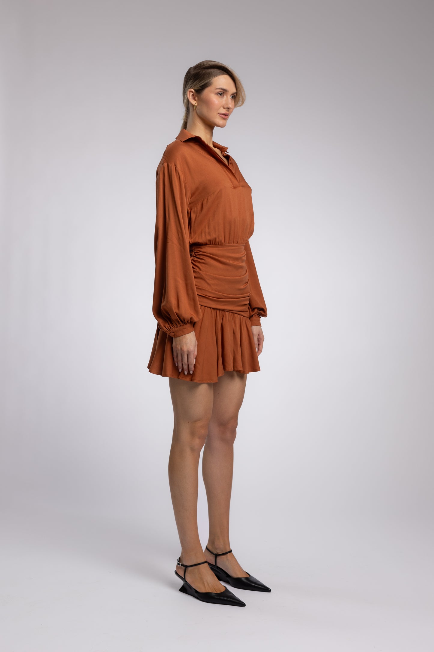 
                  
                    TAMARILLO DRESS
                  
                