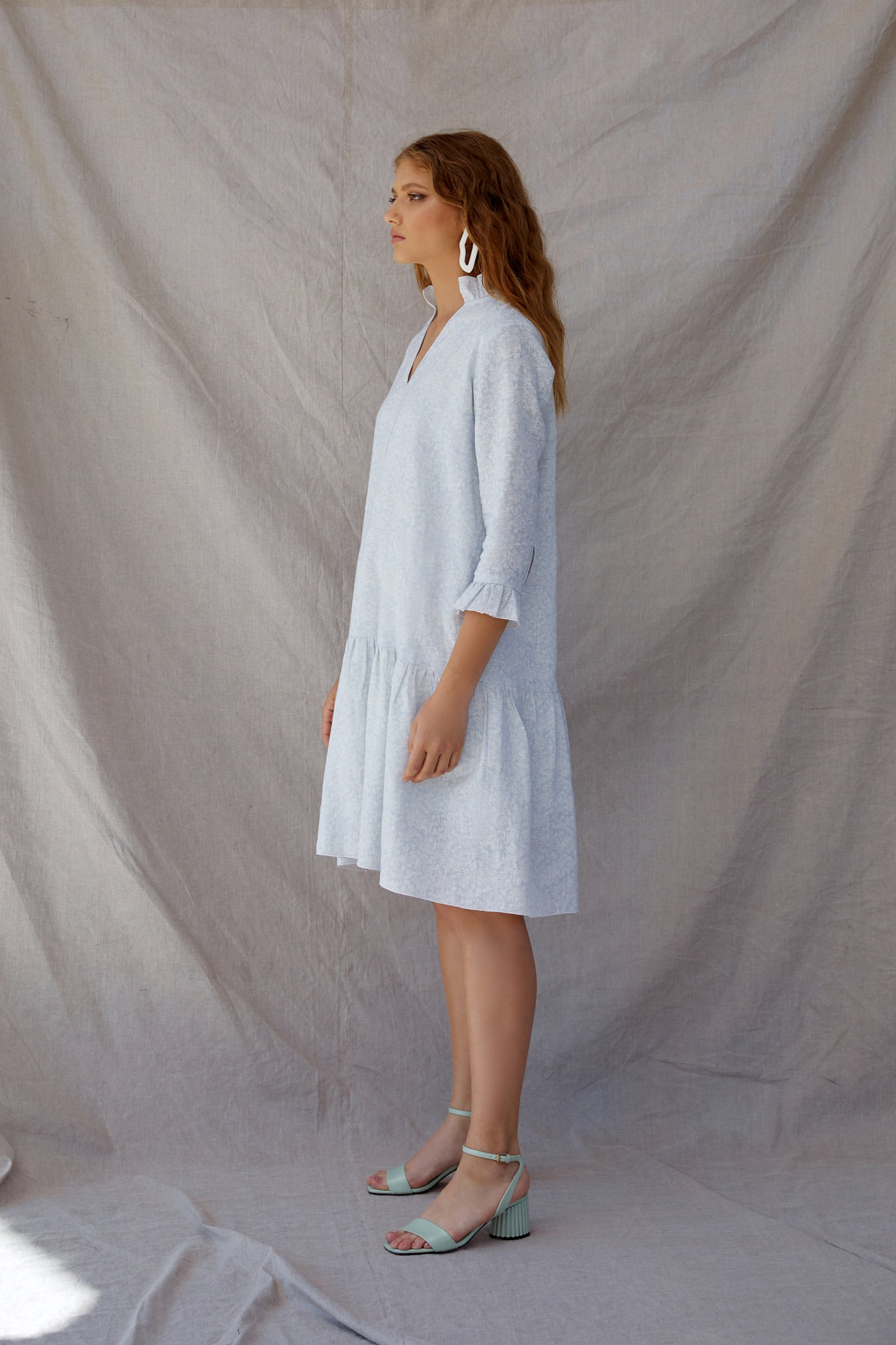 
                  
                    BREEZE dress
                  
                