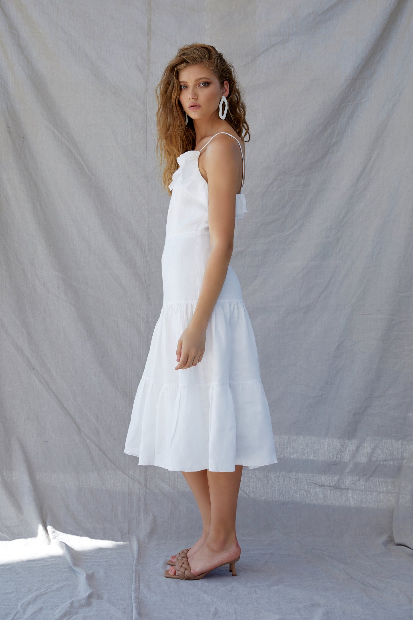 
                  
                    JASMINE dress
                  
                
